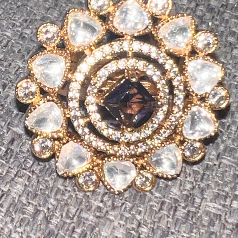 Elegant Gold and Silver Women's Ring